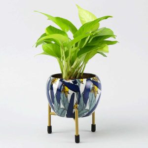 Leaf Design Metal Plant Pot
