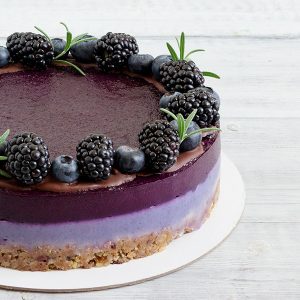 Berry Delight Cake