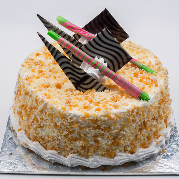 Delicious Butterscotch Cake | SendPyar