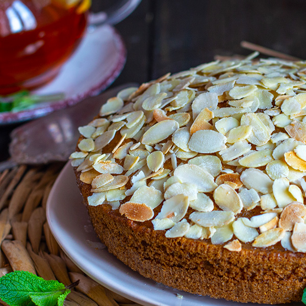 eggless date and almond cake | healthy Indian date almond cake |