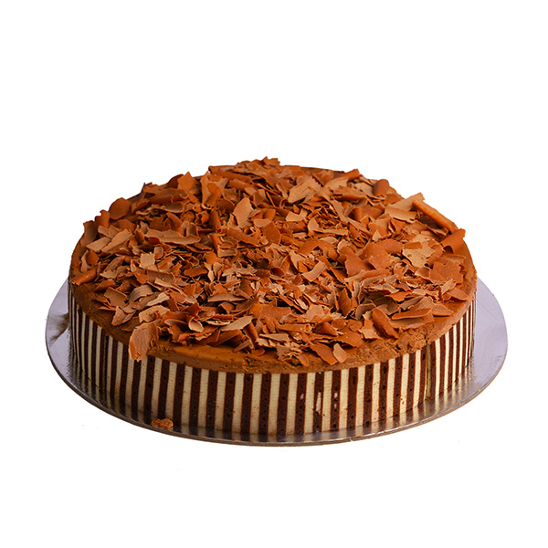 I Make Cakes & Sweet Stuff on Instagram: “Chocolate overload cake!!!!!! 8